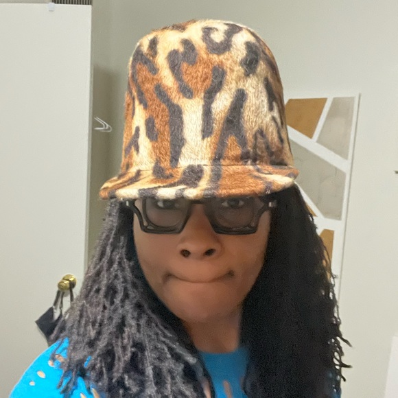 Ashaka Givens 88 Cap Tiger Print - Picture 3 of 12